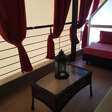 6 Spacious In Featuring A Balcony And Apartment Paralia Katerinis